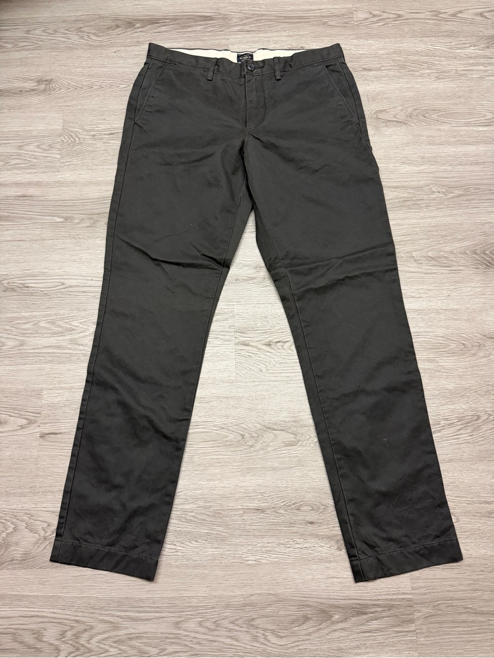 J. Crew faded Black grey Straight-Leg Chinos 770 broken in cotton